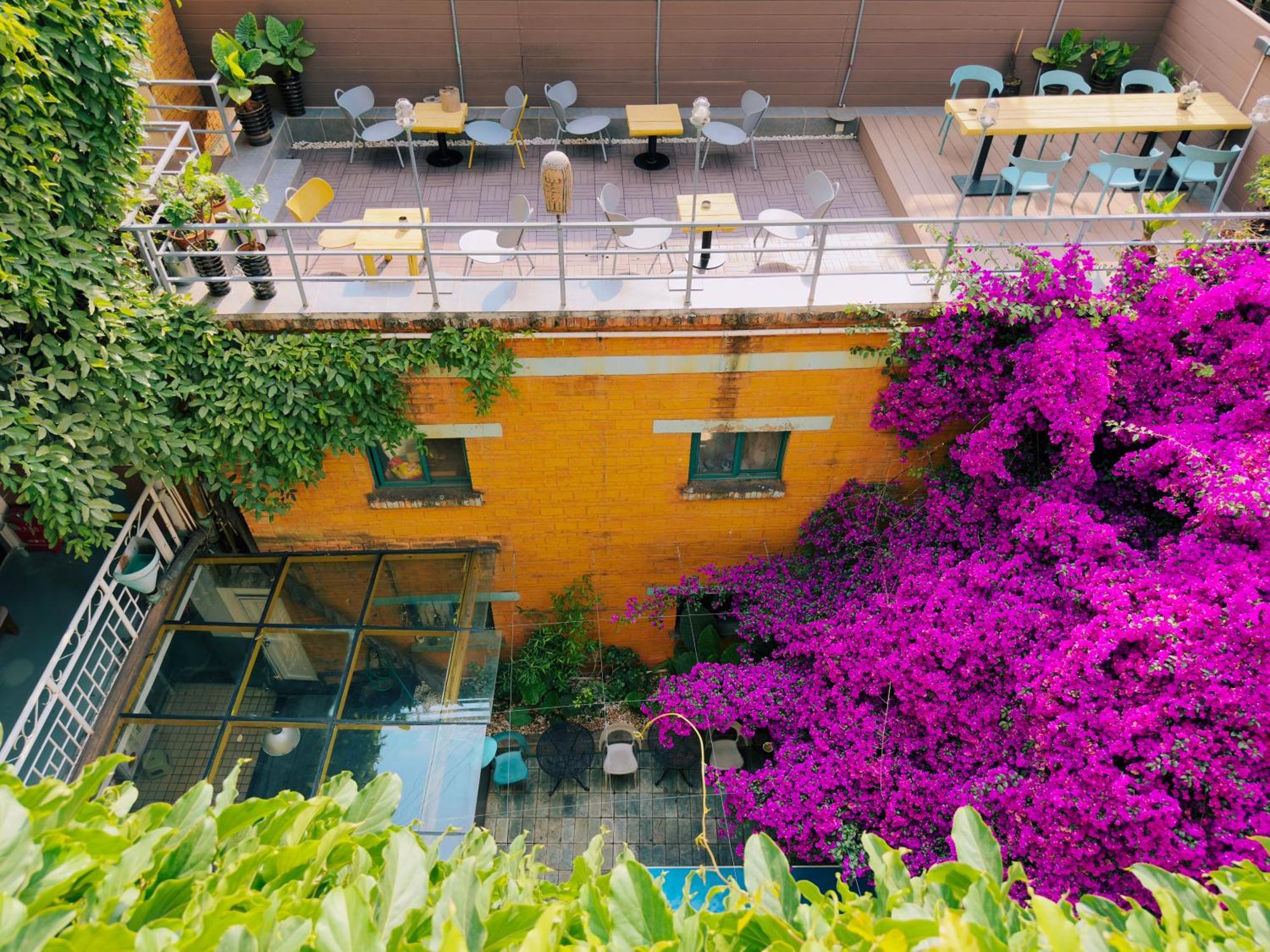 The Cloudland International Youth Hostel Close To The City Center,10 Min Walks To The Subway, Close To The Night Market, Old Street, Green Lake, English-Speaking Service, Free Activity Convenient Payment And Visa Cards Are Accepted Kunming Bagian luar foto