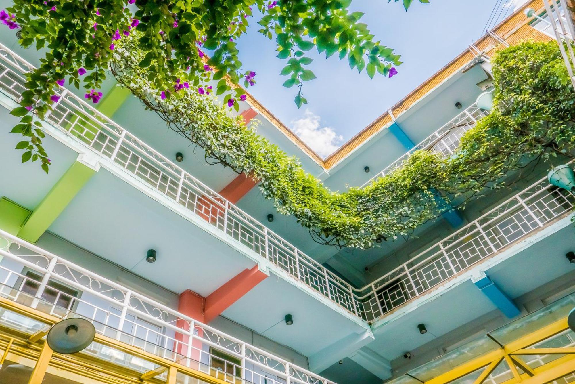 The Cloudland International Youth Hostel Close To The City Center,10 Min Walks To The Subway, Close To The Night Market, Old Street, Green Lake, English-Speaking Service, Free Activity Convenient Payment And Visa Cards Are Accepted Kunming Bagian luar foto