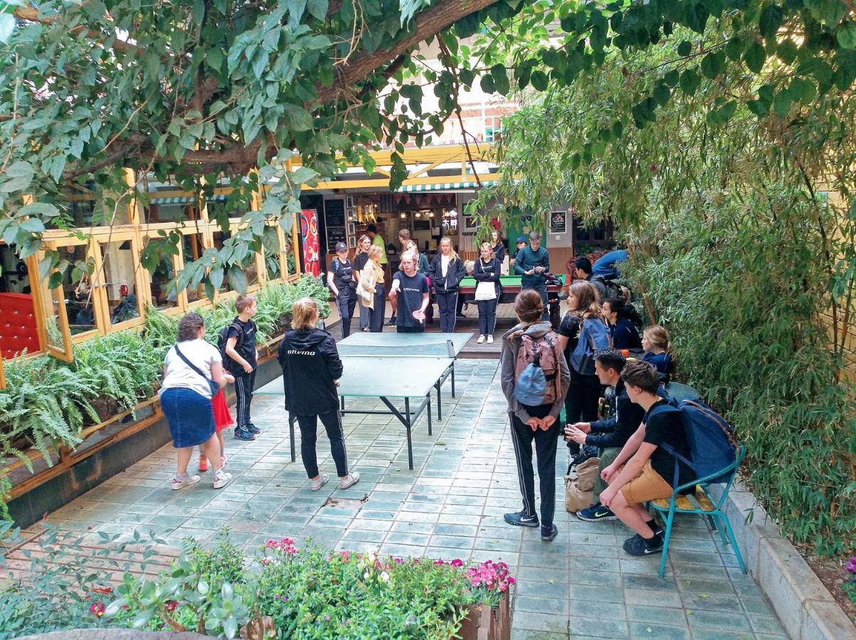 The Cloudland International Youth Hostel Close To The City Center,10 Min Walks To The Subway, Close To The Night Market, Old Street, Green Lake, English-Speaking Service, Free Activity Convenient Payment And Visa Cards Are Accepted Kunming Bagian luar foto